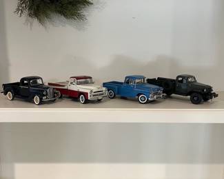 F120 - $40. Lot of Franklin Mint Die Cast 1:24 Model Pickup Trucks.