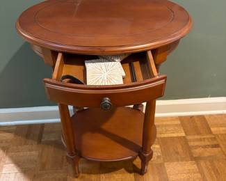F20 - $30. Side table. Measures 21.25" wide, 16.75" deep, 27.5 Tall.