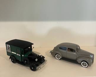 F123 - $80. Lot of Franklin Mint Die Cast 1:24 Model Cars.