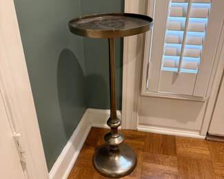 F58 - $35. Weighted Accent Table / Tray Table for Keys