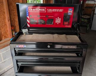 F114 - $200. Craftsman Tool Chest & Rolling Tool Cabinet.