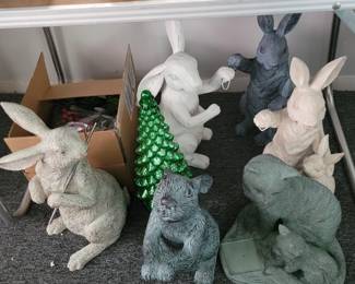 Resin rabbit figurines