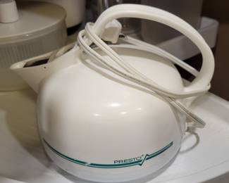 Vintage Presto electric teapot