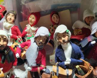 So many Byers Choice carolers