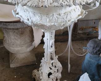 Cast iron planter