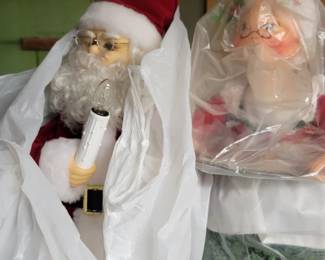 Large Christmas figurines 