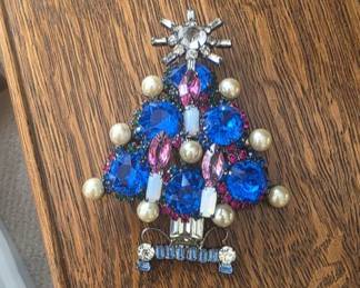 Christmas brooches