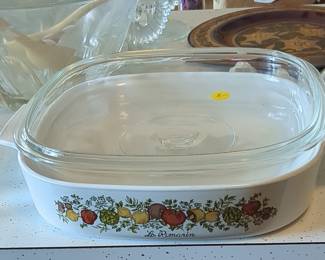 CorningWare Spice of Life Le Romarin Casserole Dish