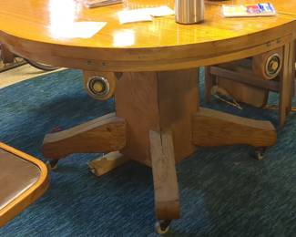 Antique Oak Pedestal Dining Table with Casters - Mission/Arts and Crafts Style