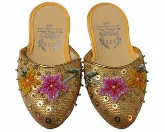 Sze Wing Shoes 555 Beaded Mules