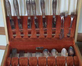 1847 Rogers Bros. Silverplate Flatware Set - First Love Pattern