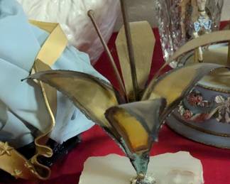 Mid-Century Modern Brass and Onyx Flower Sculpture