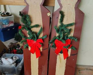 large wood Santa decor