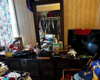 Vintage Dresser with Mirror