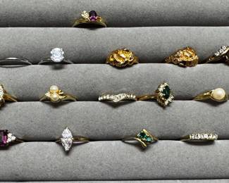 Women’s rings 