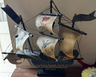 Decorative Mayflower