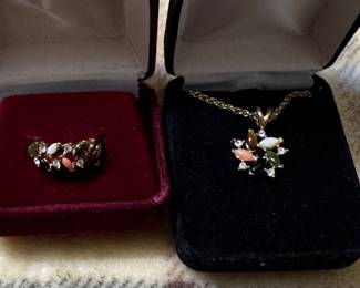 Ring and necklace 