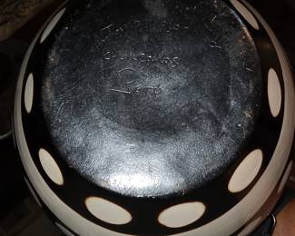 Signature on Vase