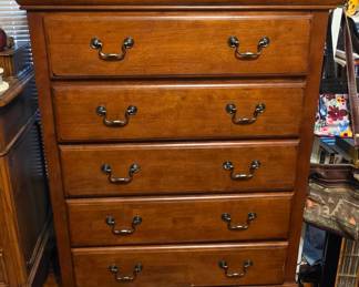 5 Drawer Dresser 