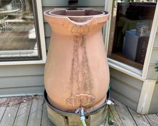 Rain barrel 