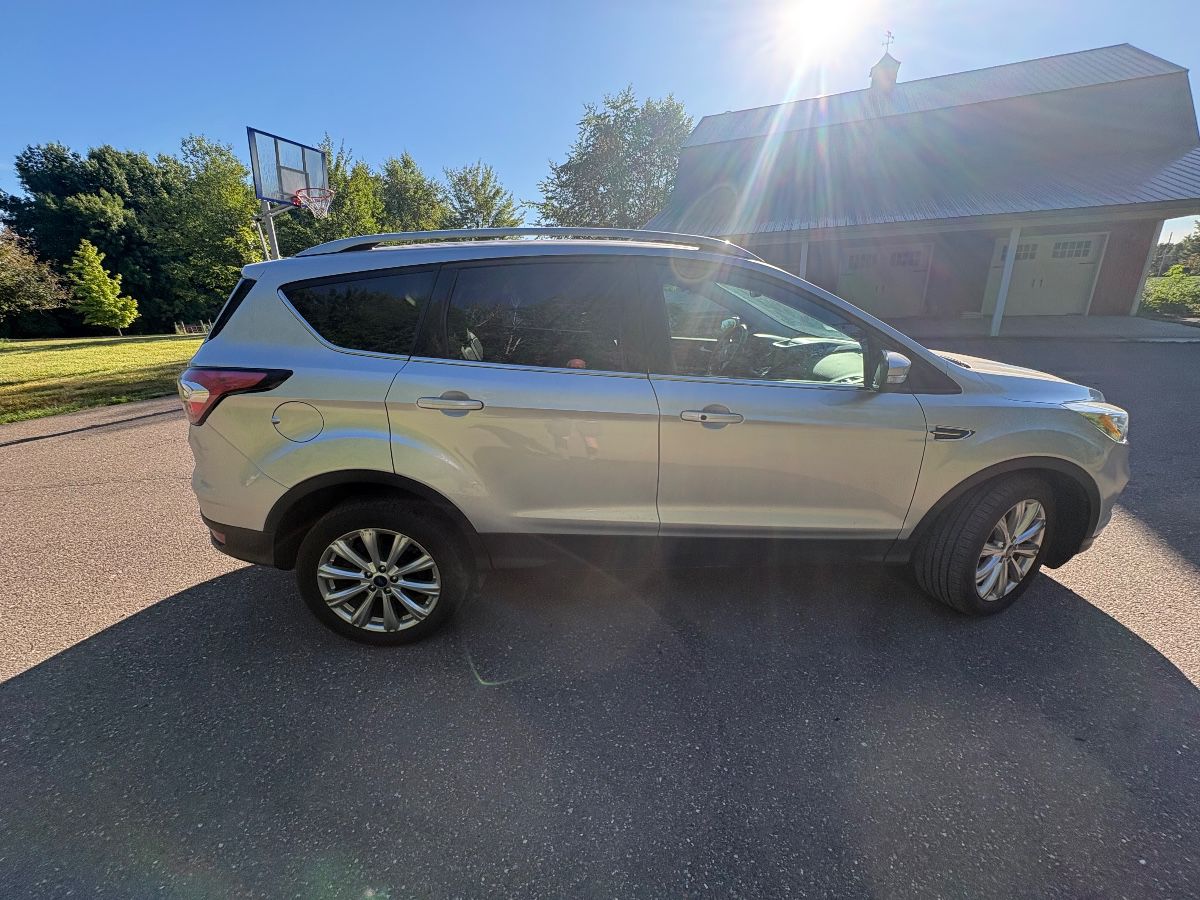 2017 ford escape.