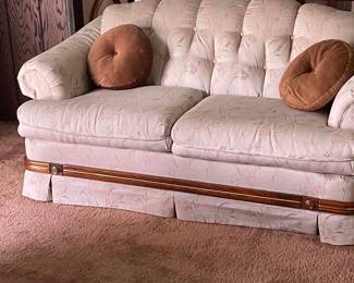 Very nice clean love seat