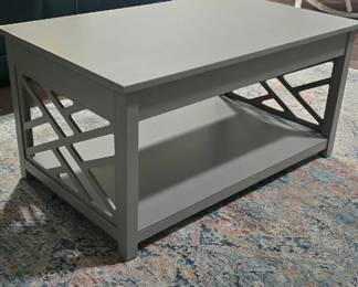 Coffee/accent table