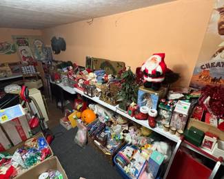 holiday decor, mostly new/vintage
