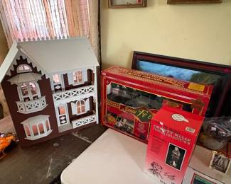 80's Doll House