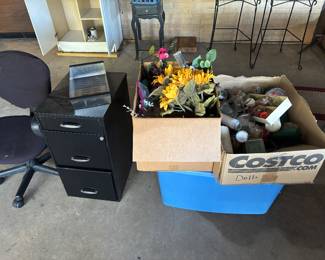 Flowers, filing cabinets and candles 