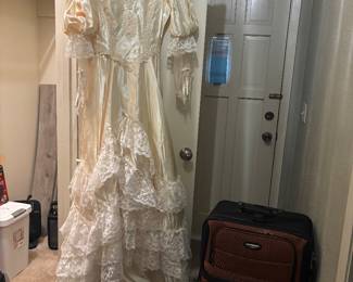 Vintage wedding dress 