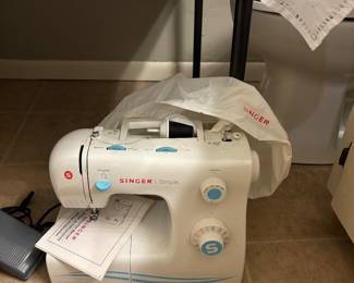 Sewing machine 