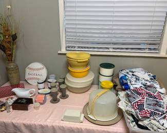 Tupperware, etc 