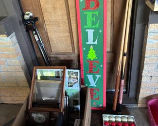 Pool sticks and billiard  balls, frames 