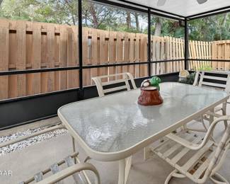 Outdoor patio set