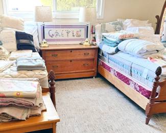 Bed linens: sheets, blankets, comforters, quilts