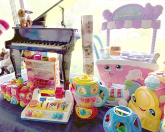 Kids toys, including J'adore mini piano + Leap Frog Ice Cream Cart