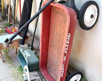 Radio Flyer wagon