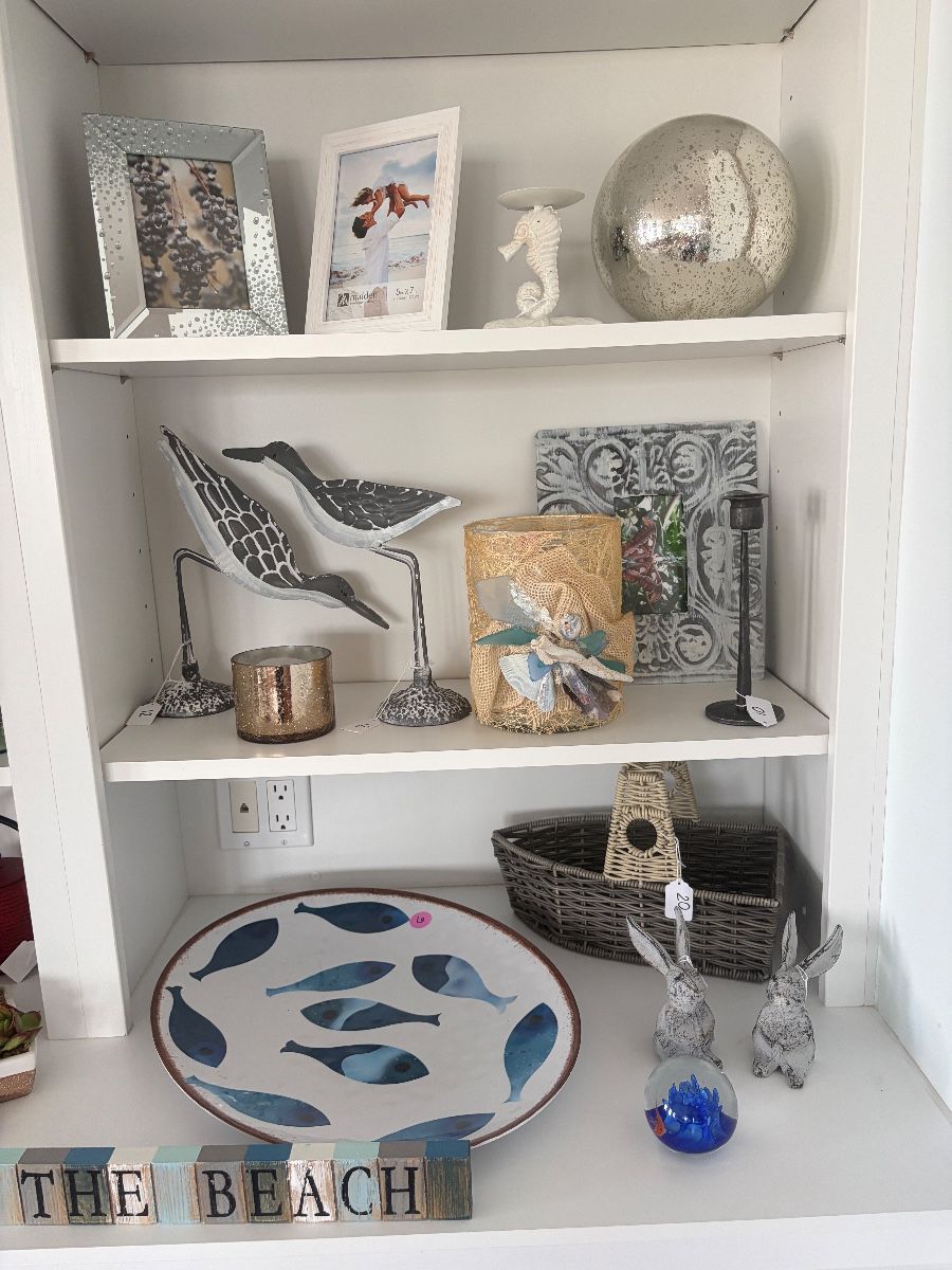 Coastal decor