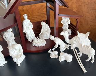Christmas decor - Lenox wooden stable