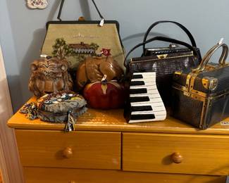More purses