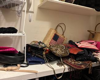 Regular purses