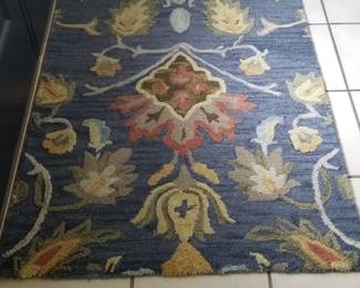 Throw rug