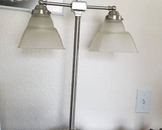 Table lamp