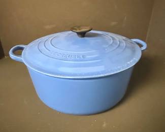 Vintage Le Creuset Round Dutch Oven in Chambray Blue