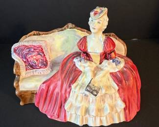 Royal Doulton Belle o the Ball Figurine HN