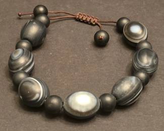 Tibetan Dzi Bead Bracelet with Banded Agate