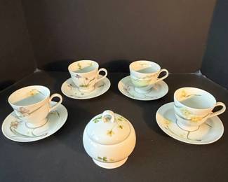 Mikasa Flowers of the Month L Tea Set