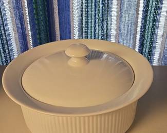 Dansk Bistro Bisserup White Quart Covered Casserole Dish