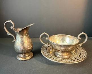 Warwick Plate Canadian Silver Plated Cream and Sugar Set second image